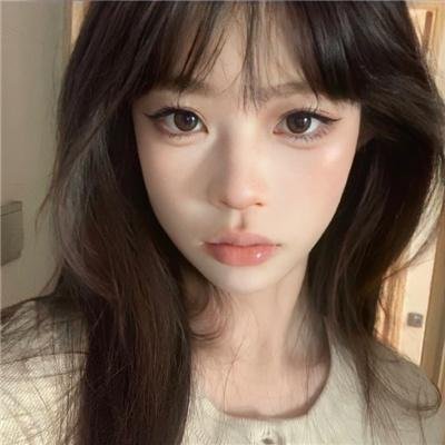 安妮莱伯维兹的浮华世界